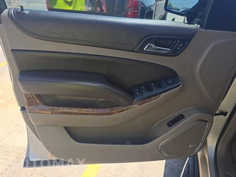 2016 Chevrolet Tahoe LTZ 1LZ - miniatura 9