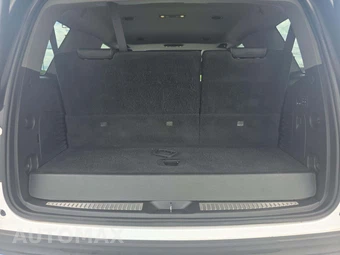 2016 Chevrolet Tahoe LTZ 1LZ - miniatura 12