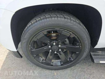 2016 Chevrolet Tahoe LTZ 1LZ – miniatura 4