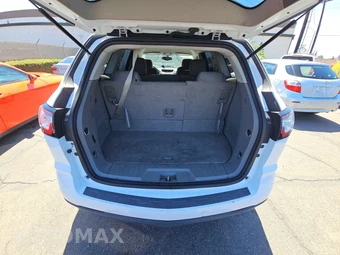 2016 Chevrolet Traverse LS 1LS – miniatura 16