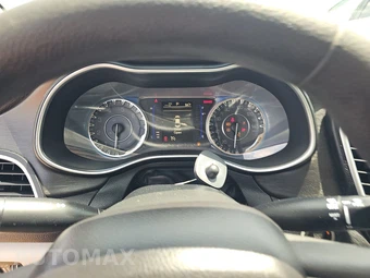 2016 Chrysler 200 Limited – miniatura 18