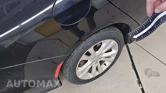 2016 Chrysler 200 Limited – miniatura 33