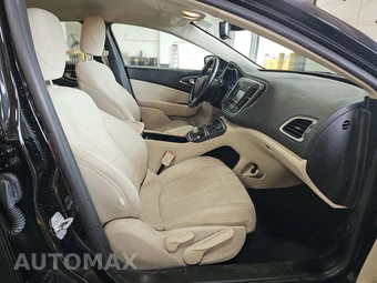 2016 Chrysler 200 Limited – miniatura 8