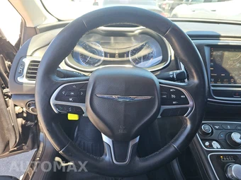 2016 Chrysler 200 Limited - miniatura 4
