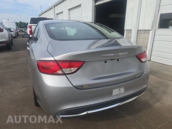 2016 Chrysler 200 Limited - miniatura 5