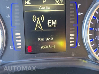 2016 Chrysler 200 Limited - miniatura 12