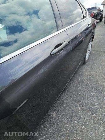 2016 Chrysler 200 LX – miniatura 26