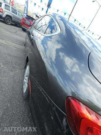 2016 Chrysler 200 LX – miniatura 28