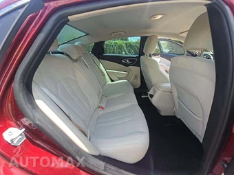 2016 Chrysler 200 Touring – miniatura 13