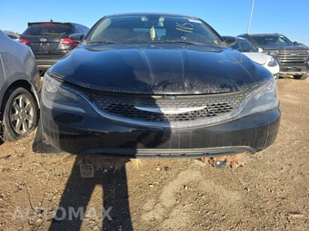 2016 Chrysler 200 Touring – miniatura 2