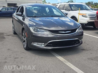 2016 Chrysler 200C – miniatura 4