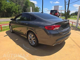 2016 Chrysler 200S – miniatura 2