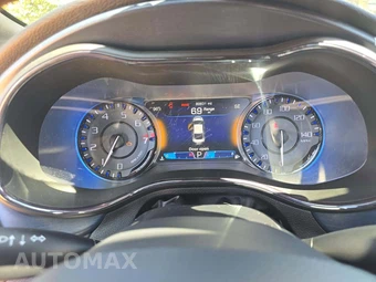 2016 Chrysler 200S – miniatura 9