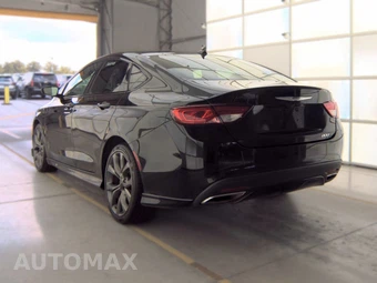 2016 Chrysler 200S - miniatura 6