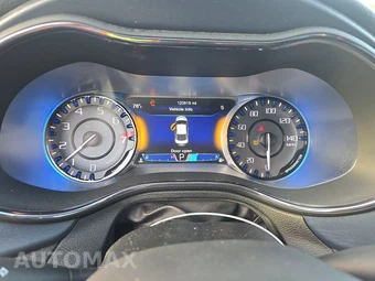 2016 Chrysler 200S – miniatura 12