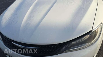 2016 Chrysler 200S – miniatura 20
