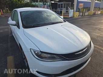 2016 Chrysler 200S – miniatura 3