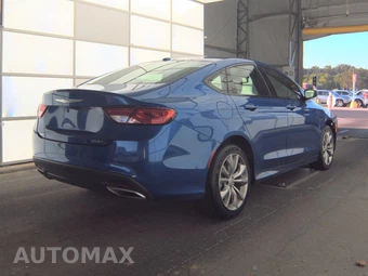 2016 Chrysler 200S – miniatura 4
