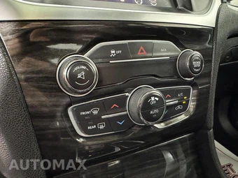 2016 Chrysler 300 Anniversary - miniatura 21