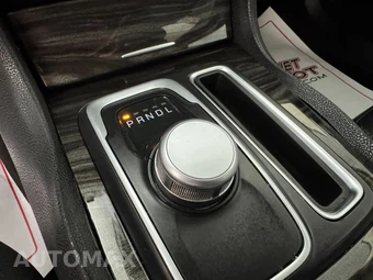 2016 Chrysler 300 Anniversary - miniatura 22
