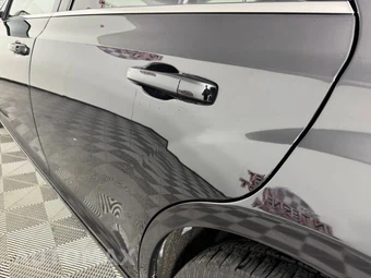 2016 Chrysler 300 Anniversary - miniatura 25