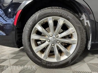 2016 Chrysler 300 Anniversary - miniatura 43