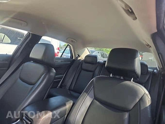 2016 Chrysler 300 Limited - miniatura 11