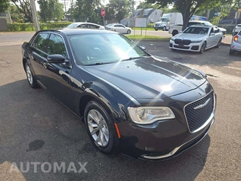 2016 Chrysler 300 Limited - miniatura 4