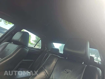 2016 Chrysler 300S – miniatura 11