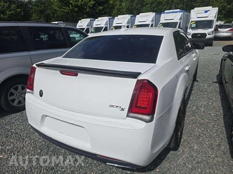 2016 Chrysler 300S – miniatura 3