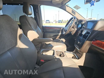 2016 Chrysler Town & Country Limited Platinum 121.2" WB - miniatura 8