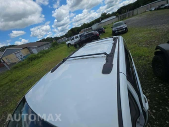 2016 Chrysler Town & Country Touring 121.2" WB – miniatura 12