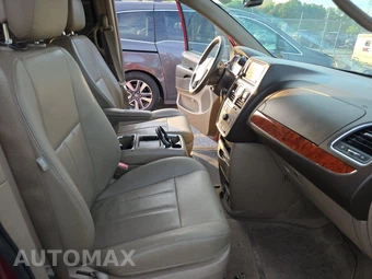 2016 Chrysler Town & Country Touring 121.2" WB - miniatura 8