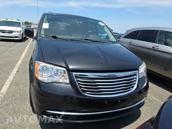 2016 Chrysler Town & Country Touring 121.2" WB - miniatura 2