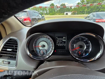 2016 Chrysler Town & Country Touring 121.2" WB - miniatura 7