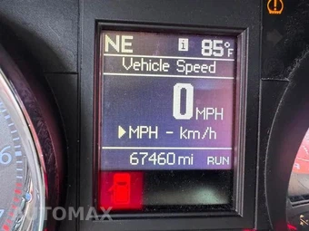 2016 Chrysler Town & Country Touring 121.2" WB - miniatura 12