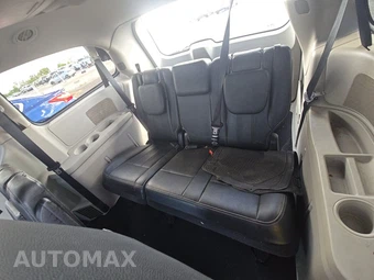 2016 Chrysler Town & Country Touring 121.2" WB – miniatura 14