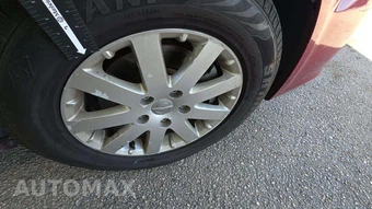 2016 Chrysler Town & Country Touring 121.2" WB – miniatura 30