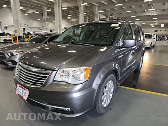 2016 Chrysler Town & Country Touring 121.2" WB
