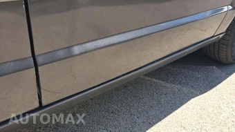 2016 Chrysler Town & Country Touring 121.2" WB - miniatura 25