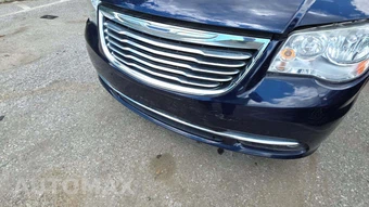 2016 Chrysler Town & Country Touring L Anniversary Edition 121.2" WB – miniatura 25