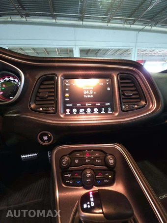 2016 Dodge Challenger 392 HEMI Scat Pack Shaker – miniatura 10