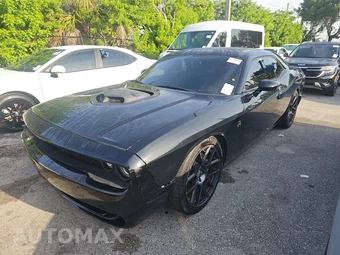 2016 Dodge Challenger 392 HEMI Scat Pack Shaker