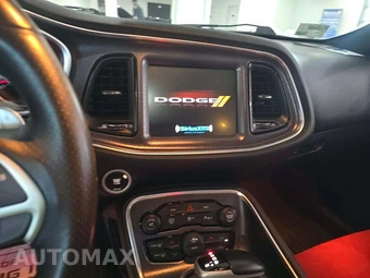 2016 Dodge Challenger 392 HEMI Scat Pack Shaker - miniatura 10