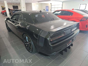2016 Dodge Challenger 392 HEMI Scat Pack Shaker - miniatura 2
