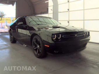 2016 Dodge Challenger R/T – miniatura 3