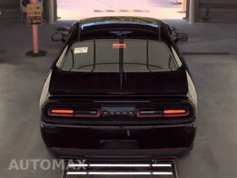 2016 Dodge Challenger R/T – miniatura 5