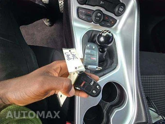 2016 Dodge Challenger R/T – miniatura 8