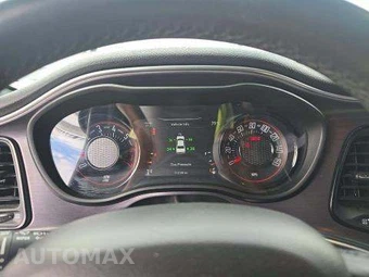 2016 Dodge Challenger R/T – miniatura 9