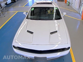 2016 Dodge Challenger R/T – miniatura 2